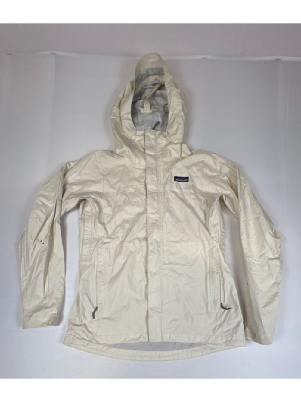 Patagonia Women's Size XS Cream Lightweight Hooded Rain Shell Jacket
